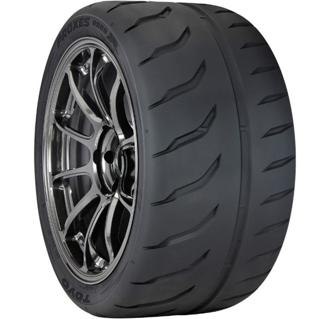 Toyo Proxes R888R tire