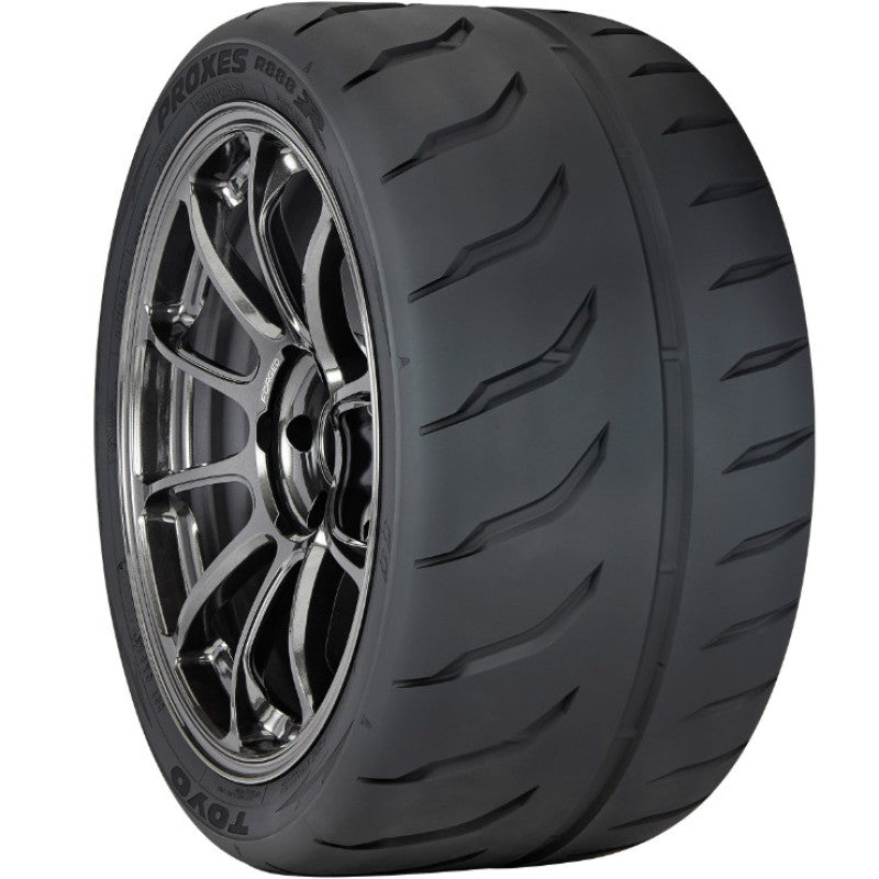 Toyo Proxes R888R tire